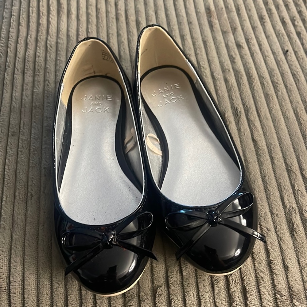 Janie and Jack paten leather shoes never worn
